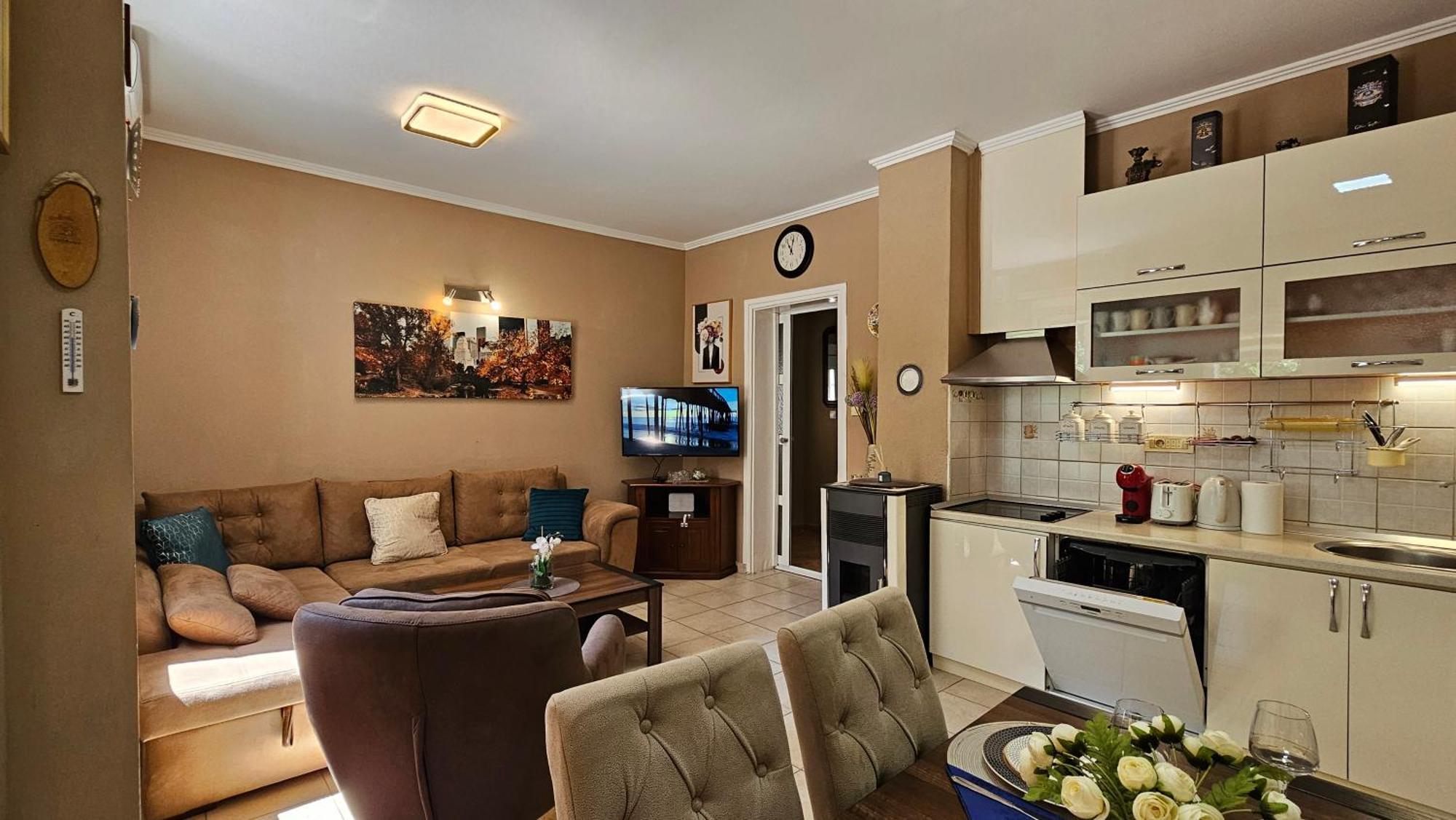 Lalovina Apartment Херцег-Нови Экстерьер фото
