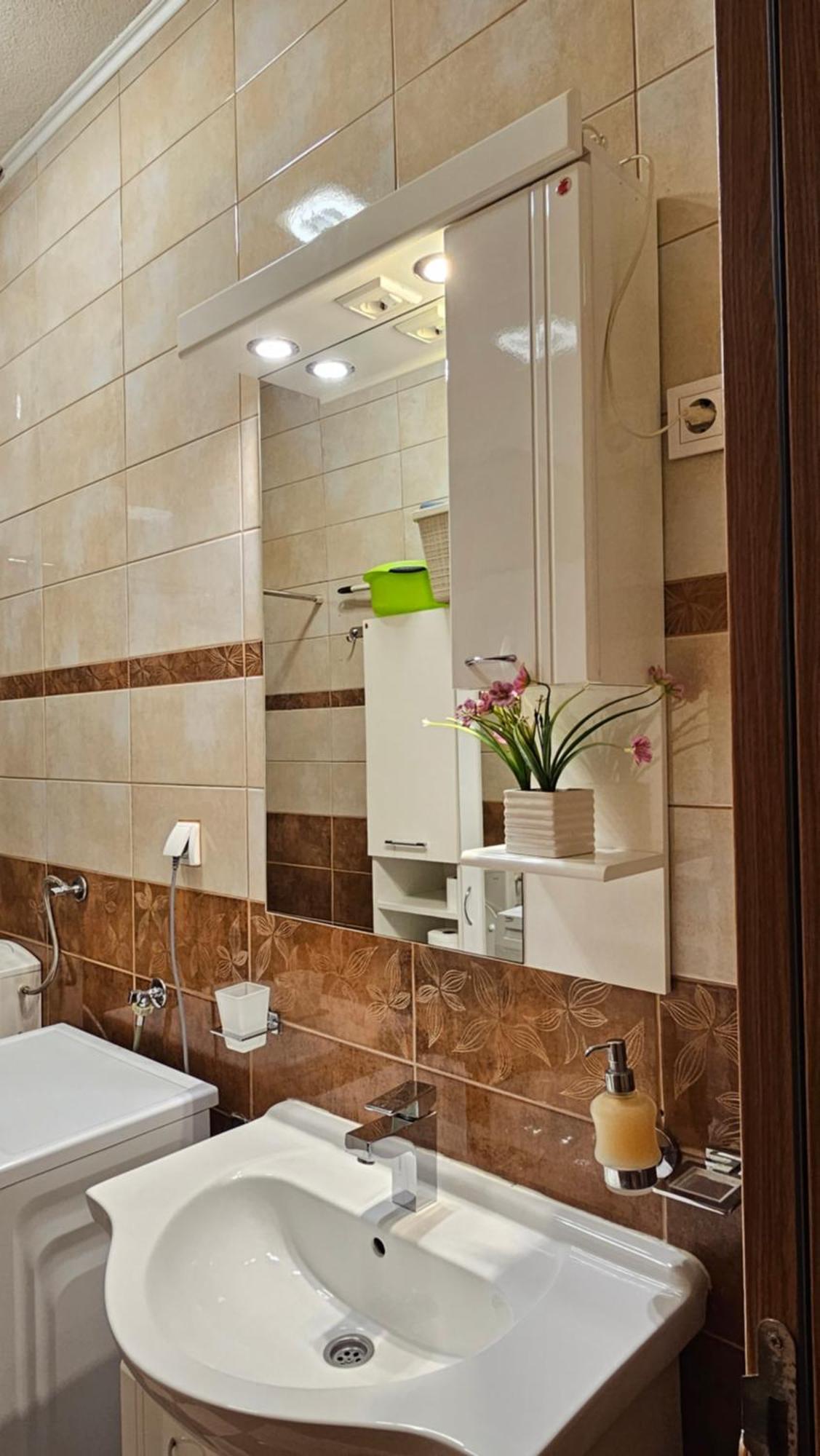 Lalovina Apartment Херцег-Нови Экстерьер фото